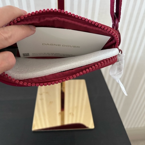 SEPHORA X DAGNE DOVER Limited Edition Mara Phone Sling, Spice Adjustable - Picture 8 of 9